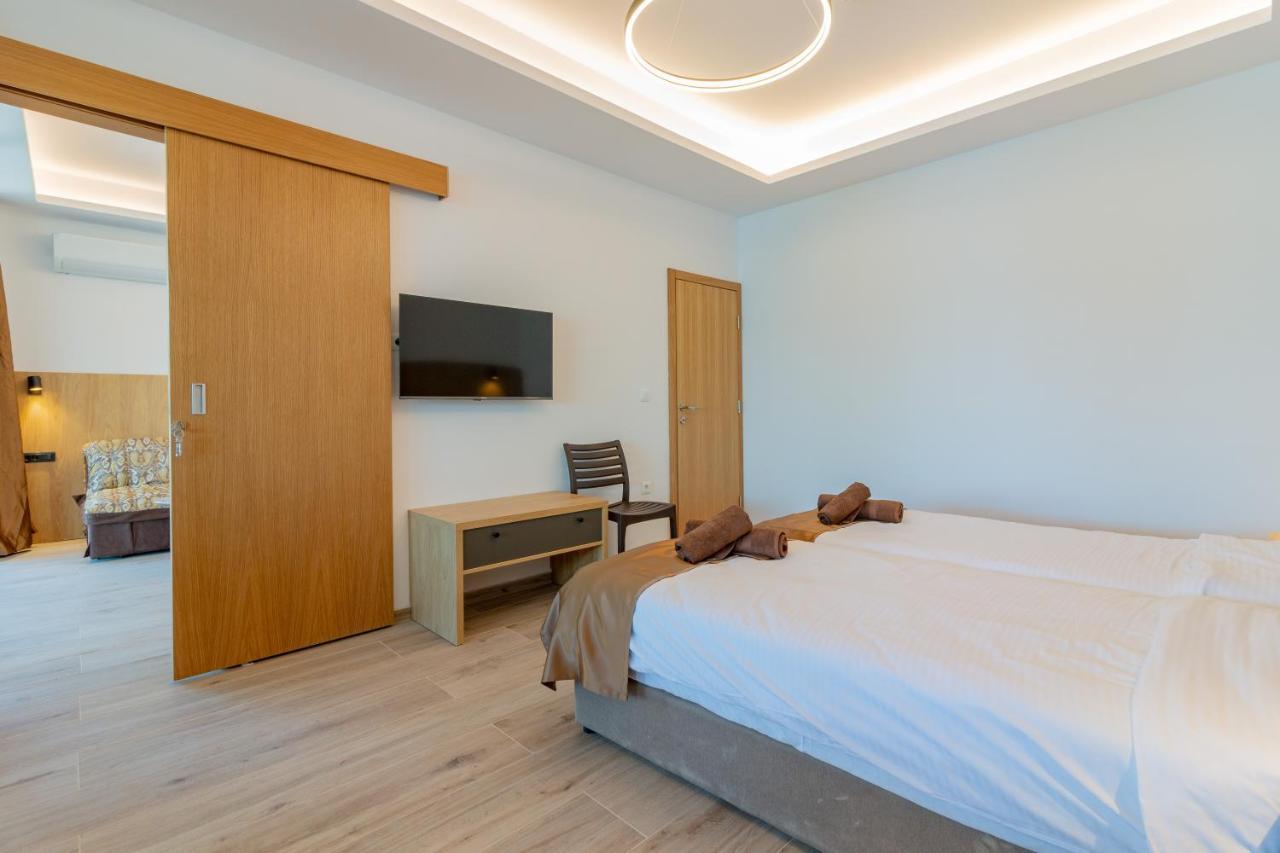 Lago Hotel 라가딘 외부 사진