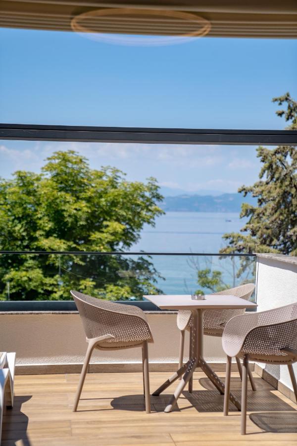 Lago Hotel 라가딘 외부 사진