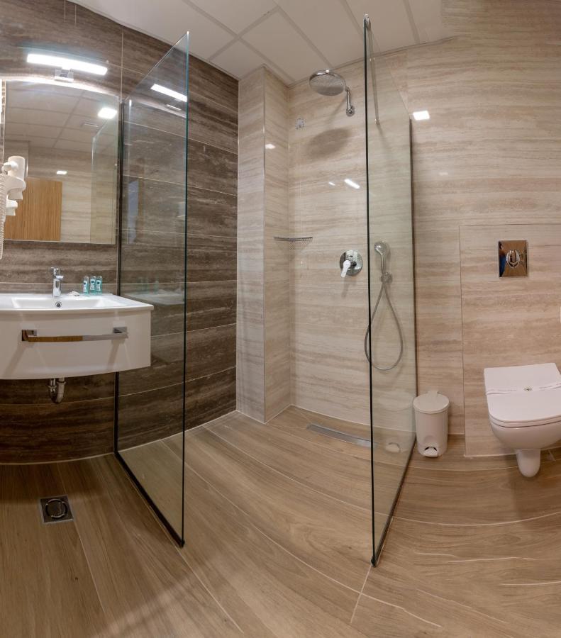 Lago Hotel 라가딘 외부 사진
